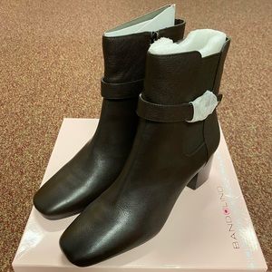 Never Been Worn Bandolino Womens Lorillard Leather Square Toe Ankle Boots
